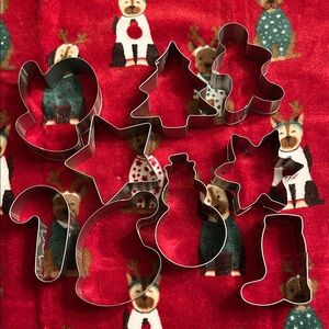 Cookie Cutters-9 Christmas Shapes in Decorative Glass Jar- Never Used